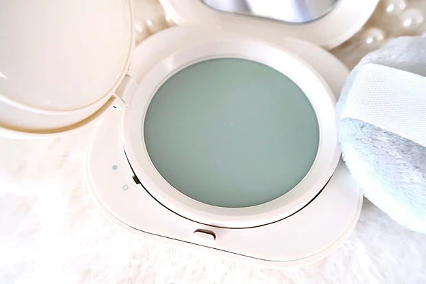 LANEIGE(ラネージュ)  ネオ エッセンシャル フィニッシュパウダーの見た目