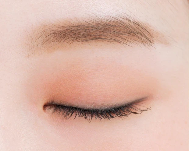 【初心者さん向け】アイシャドウの塗り方特集!基本から応用までプロの解説付きでご紹介_35_2