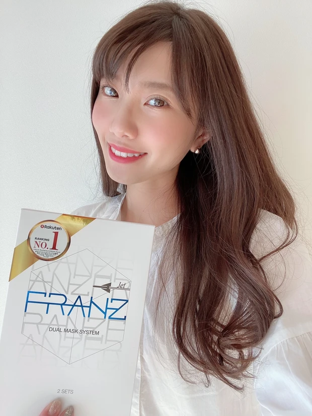 韓国発！微小電流フェイスマスク！
美容成分を角質層の隅々まで♡
自宅がエステサロンに！？_2