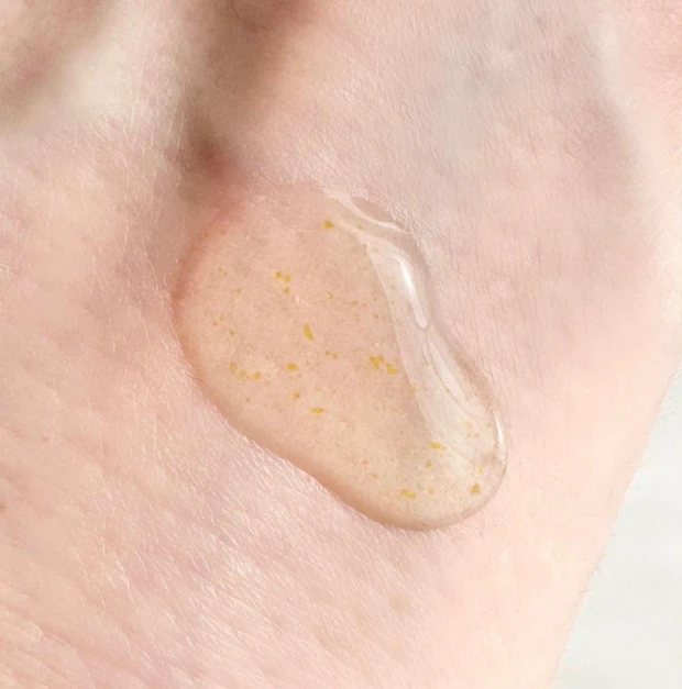 イニスフリー ビタC グリーンティーエンザイム ブライト セラム テクスチャー