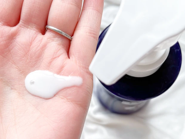 デオコ（DEOCO）薬用ボディクレンズ テクスチャー