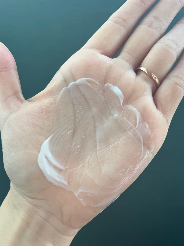 ボディにもハリを！estのエイジングケアボディセラムでワンランクUPのボディケアを_2_3