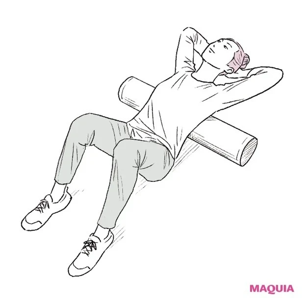 ストレッチポールを使った背中のストレッチ