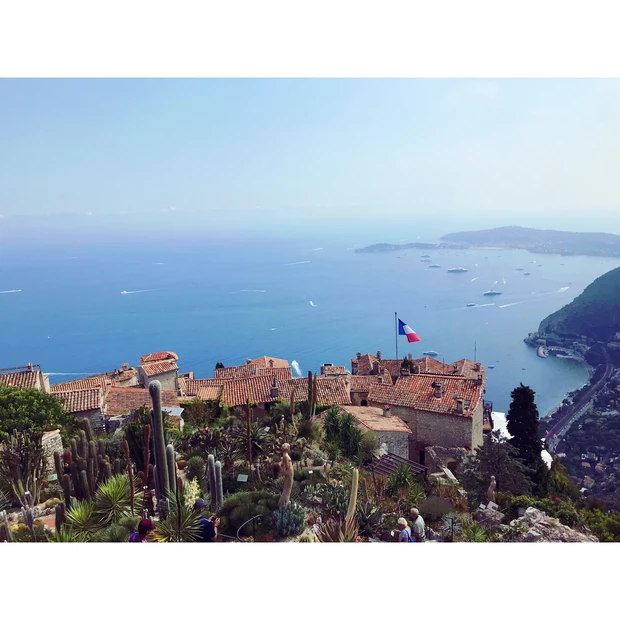 エイジングケアの強い味方！
クラランスのダブルセーラムEX_2_3