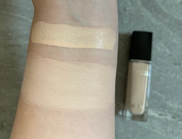 ディオールスキン フォーエヴァー スキン コレクト コンシーラー 0N ニュートラルのスウォッチ イエベ ちひろ