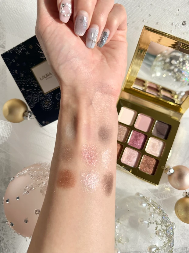 まだ買えるホリデー⭐︎✳︎✴︎
ローラメルシエのキラッキラのアイシャドウご紹介♡_2