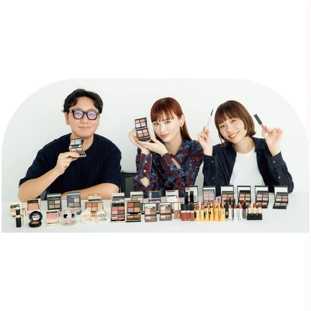 【6位】秋新色、買うならこのコスメ! 美容トレンドセッター3人が本気の推しコスを発表