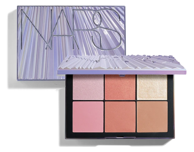 NARSのクリスマスコフレ エシリアル オーラ ブラッシュパレット ライトスピード