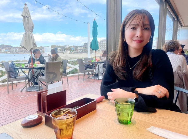 4月からマキアトップ ビューティーズとして活動することになりましたTOMOYOです！ 

新作デパコス情報やテーマ別メイクなど、“今いちばんときめく美容”を発信していきます♡_1