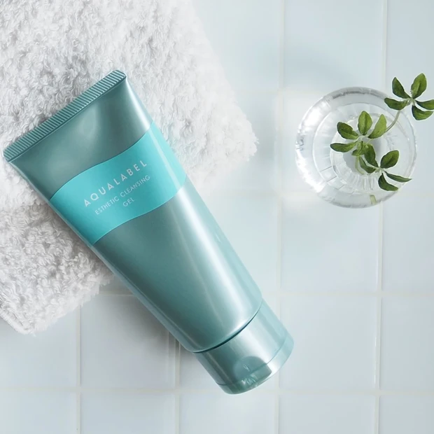 アクアレーベル エステ洗顔ジェル