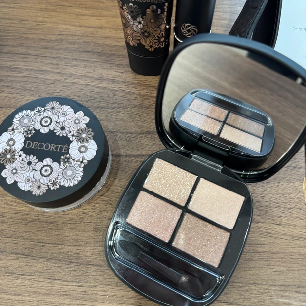 コスメデコルテ エターナル ブルーム コレクション