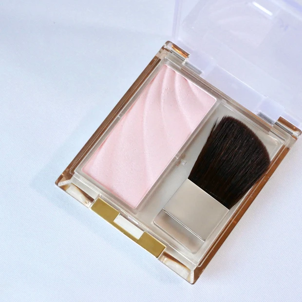 白湯メイク　おすすめアイテム　exceL(エクセル)ドレープドシマーグロウ DS01 ピンクグロウ