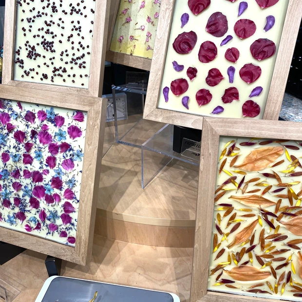 花!お花!素敵すぎるよ、LUSH 新宿店限定品Fresh & Flowers Collection(6/25から)パリのベストセラーのフレッシュフェイスマスクですって〜!!!_5_2