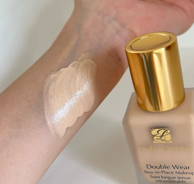 24時間崩れ知らず!エスティローダーの名品ファンデ_2