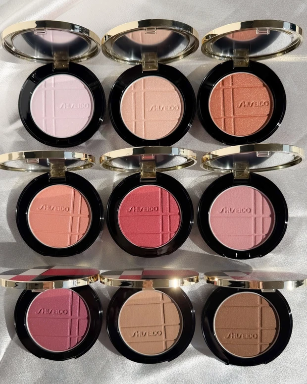 SHISEIDO カラー＋グロウ エンハンサー