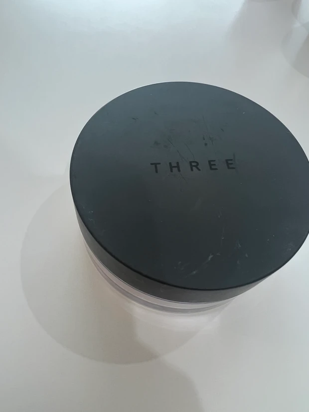 THREE アルティメイトダイアフェネス ルースパウダー