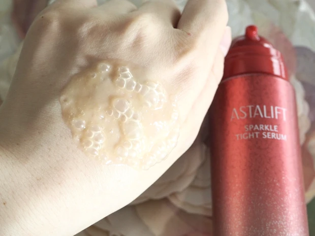【アスタリフト】9/1発売の最新美容液は「毛穴ケア」に着目したスパルタ泡_2_2