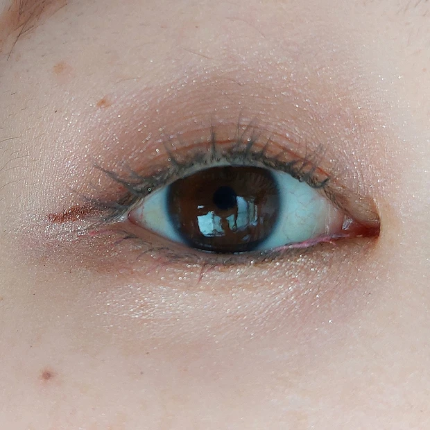 【イエベ春・一重】ピンク好きに激押しの秋新色コスメ！「アンプリチュード コンスピキュアス アイズ」大人ピンクで上品かわいい目元を手に入れよう♡_5_1