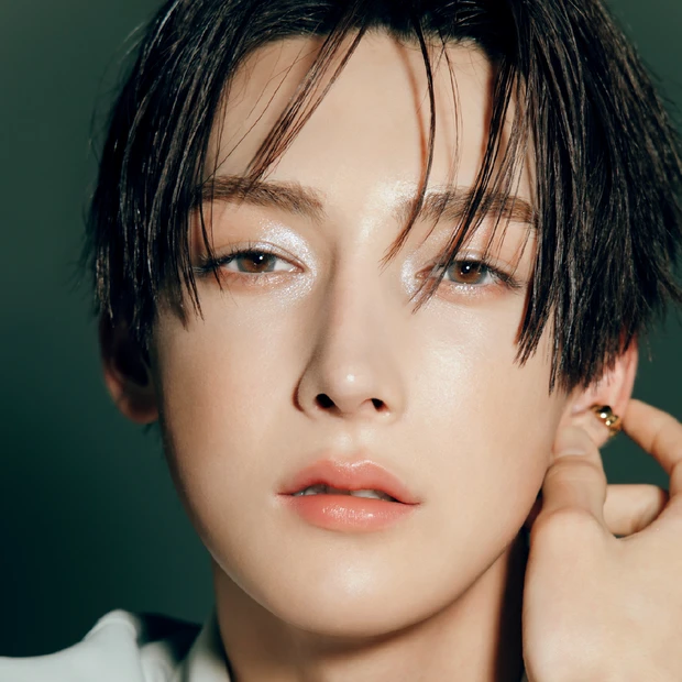 ROIROM・浜川路己さんが魅せる、濡れツヤメイク。「ステージに立つ日は、これでキメたい!」