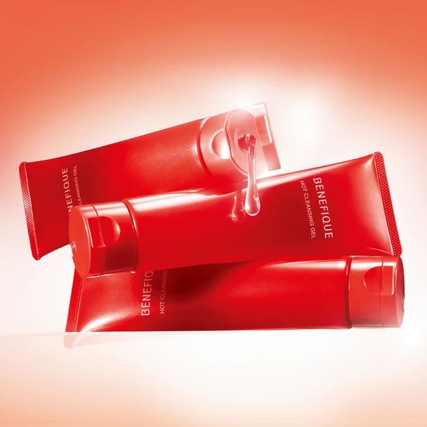 新発見「角層縮み&重層化」が美肌を阻む!現代肌には「湯むき」が必要だった…