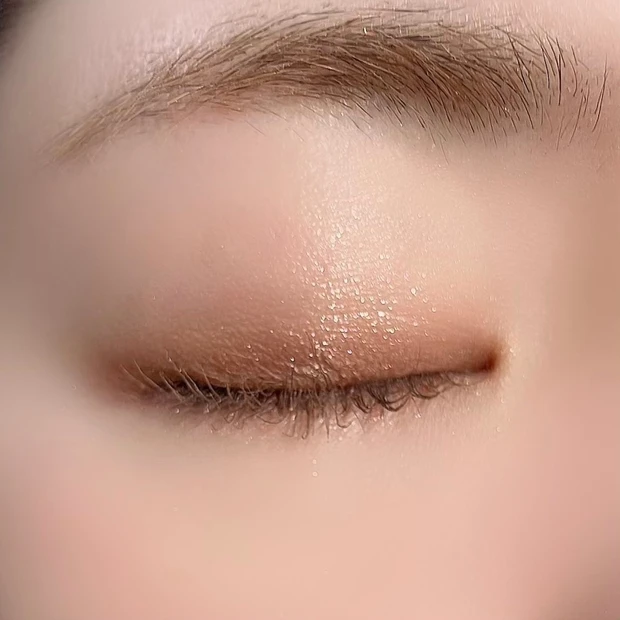 CEZANNE(セザンヌ)ベージュトーンアイシャドウ 02 ロージーベージュ アイメイク