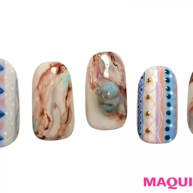 大地を風が吹き抜ける、爽やかな「エスニックアフリカン」ネイル