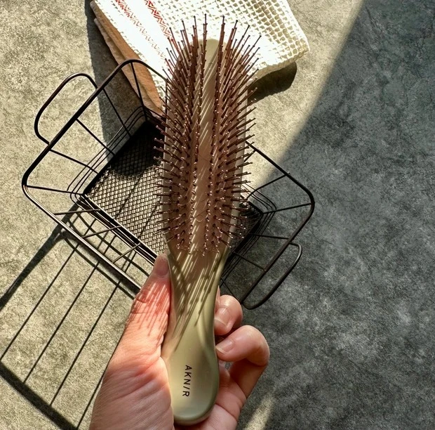 AKNIR(アクニー) シャンプーブラシの口コミ