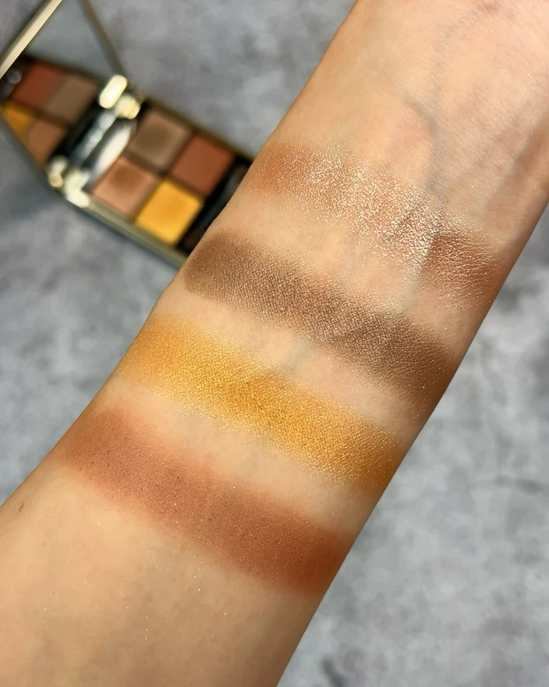 SUQQU シグニチャーカラーアイズ　彩葉集