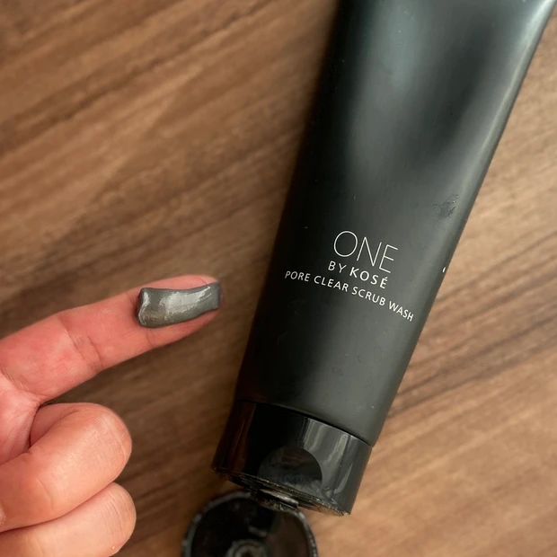 【正直レポ】小田切ヒロさん絶賛！ONE BY KOSE/ポアクリア スクラブ ウォッシュを使ってみた
