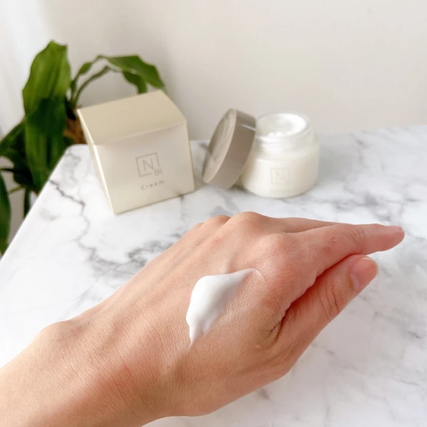 【夏場も使いたい濃密クリーム✨】待望の美白エイジングケアシリーズ「N　organic　Bright　ホワイトリッチ　クリーム」_2_1