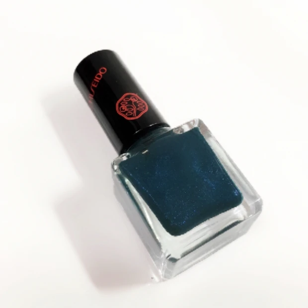 【夏ネイル】ブルーのネイルでサッカー日本代表を応援・・・♪資生堂 ネイルエナメル ピコ