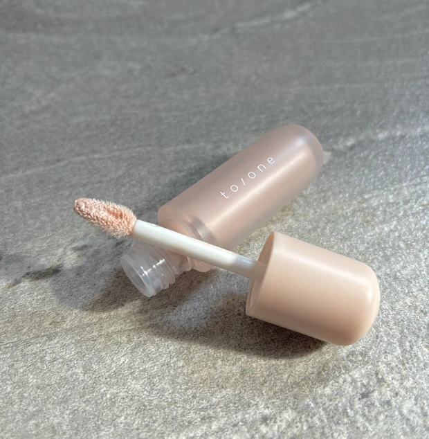 トーン ルミナス グロウ リキッド ベースメイク ハイライト チーク 2026 新作 春コスメ 全色スウォッチ イエベ ブルベ