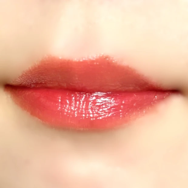 JUDYDOLL(ジュディードール)「ミニちゅるティントリップ G05 とろあまサンザシ」の塗布画像