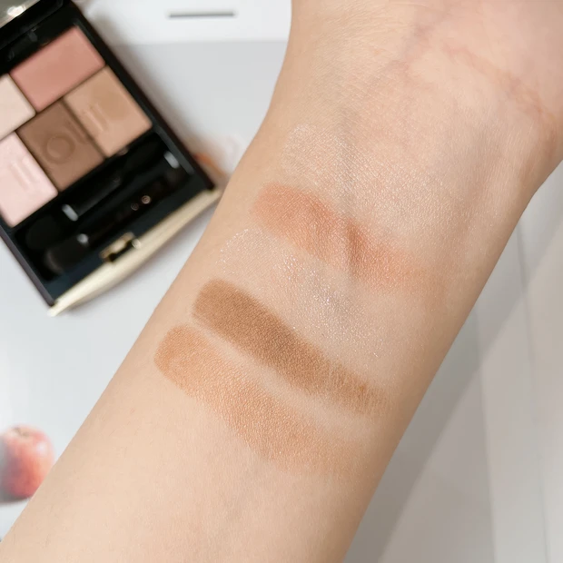 インウイ アイズ 04 モーヴブラウン スウォッチ