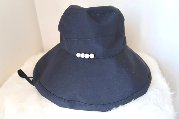 pink trick(ピンクトリック)  完全遮光ツバ広ハット