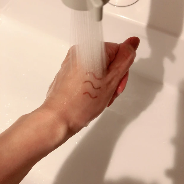 【この夏必須のアイライナー！】汗にも皮脂にも涙にも負けないキャンメイクのジェルアイライナーがオススメ(^^)/
_5