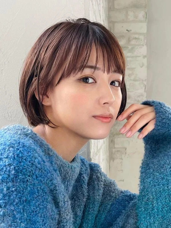 艶カラーとは ツヤカラー アッシュ　マッシュショート　ボブ