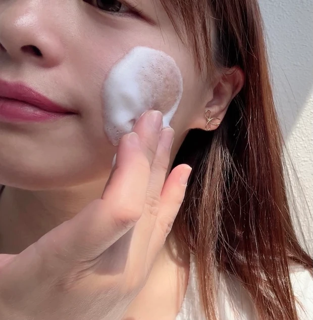 5/17新発売【ソフィーナip水光ピーリング泡セラム】使ってみた！透明感ツヤ欲しい人必見♡