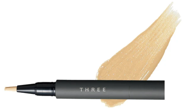 化粧直しにおすすめのアイテム THREE アドバンスド スムージング コンシーラー