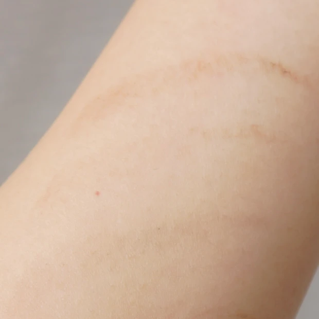 100均コスメ ダイソー コスメ URGLAM アイブロウペンシル プチプラコスメ スリムスケッチアイブロウペンシル スキニーアイブロウペンシル 比較