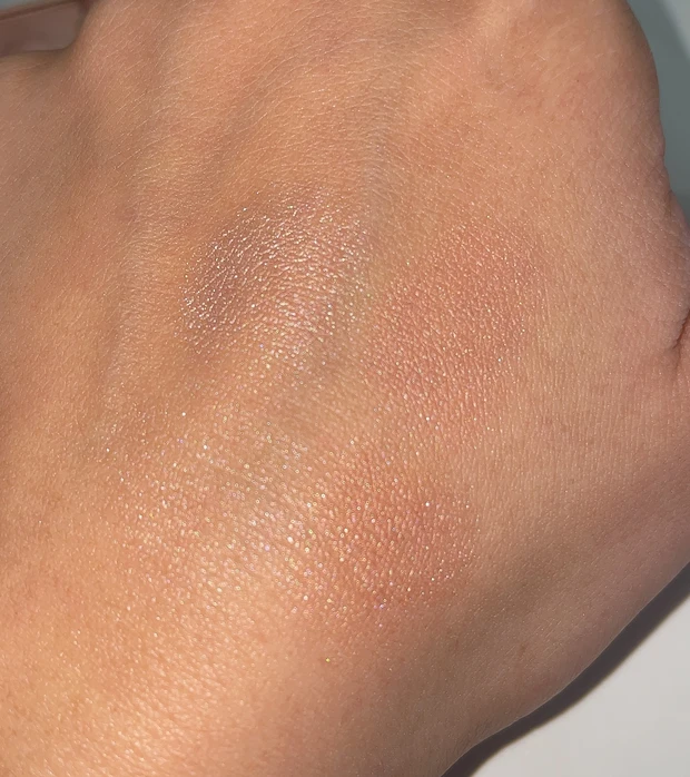 【ハイライト比較】セザンヌ｢フェイスグロウカラー｣とTHREE｢シマリンググロウデュオR｣どう違う？_5