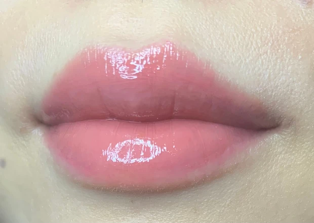 センシュアルスパイシーヌードグロス