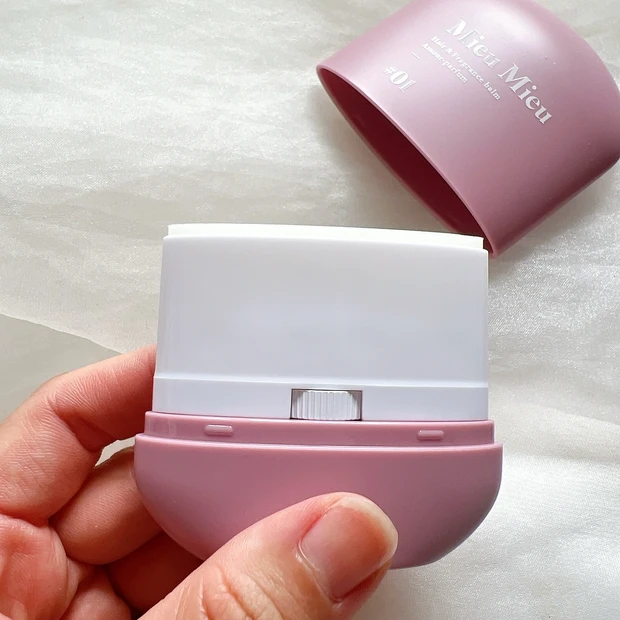 香水をまとうように軽くヘアセット_2