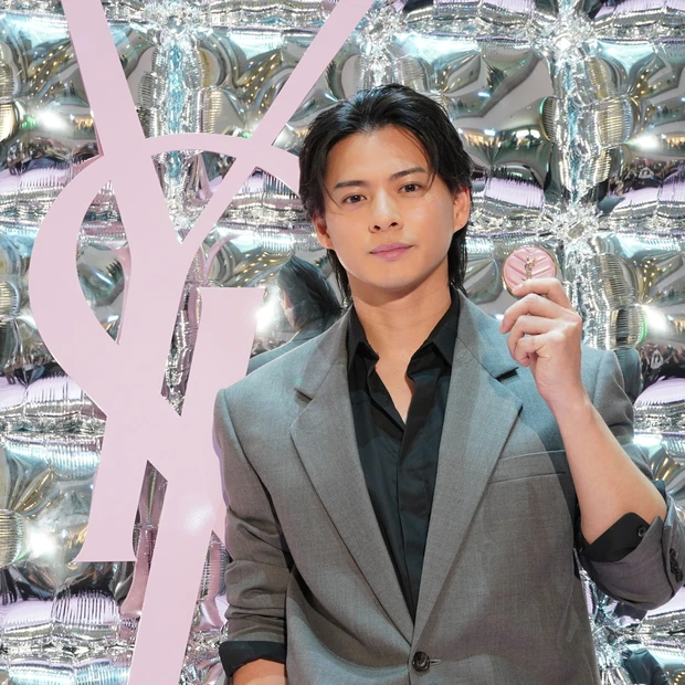 YSL BEAUTYアンバサダーの平野紫耀さん（Number_i）登場！…
