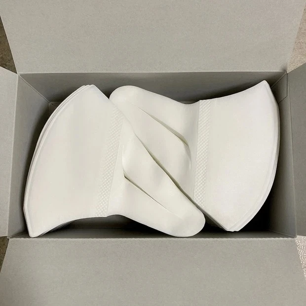 ユニチャーム ソフトーク 超立体マスク_箱に入った状態