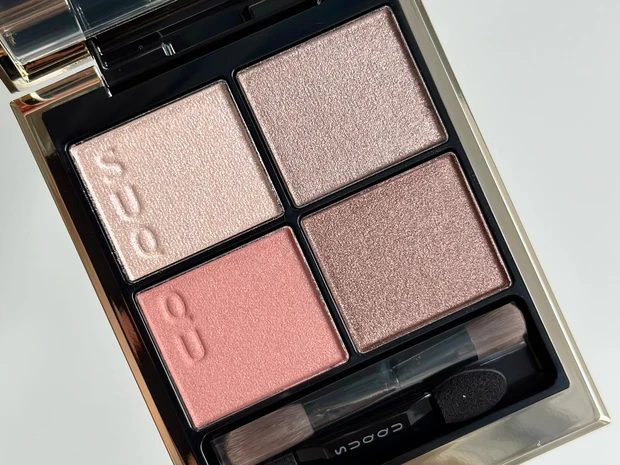 SUQQU人気ピンク系アイシャドウ【01瑞花・04純撫子】をスウォッチ比較!おすすめパーソナルカラーもご紹介♡_2_1