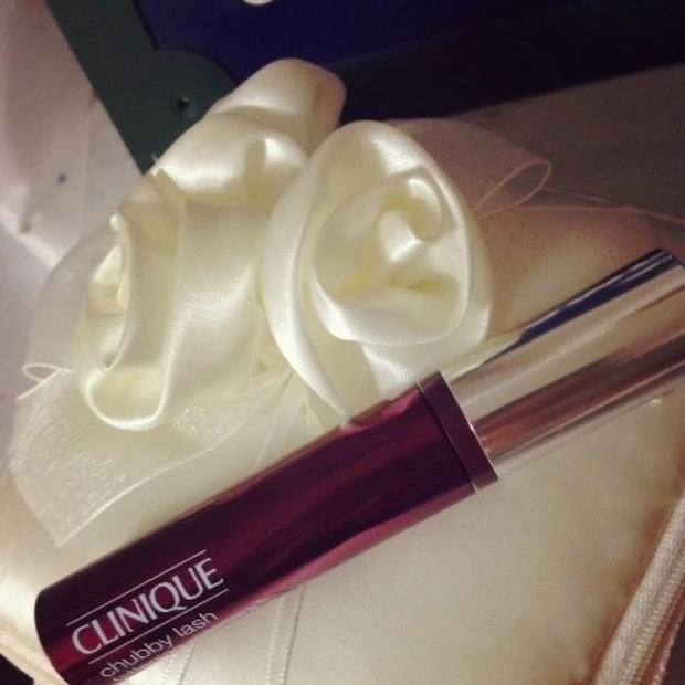 カラーマスカラで作れる「さりげなく色っぽい」秋メイク♪