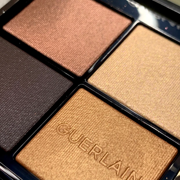 GUERLAIN ゲラン オンブルジェ 秋新作コスメ 940 ロイヤルジャングルう
