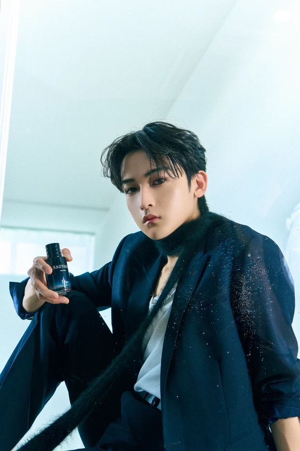 STARGLOW　スターグロウ　KANON　香水　ディオール　ソヴァージュオーフォルト　マキア