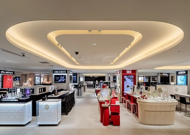 西武池袋本店 イケセイ コスメフロア